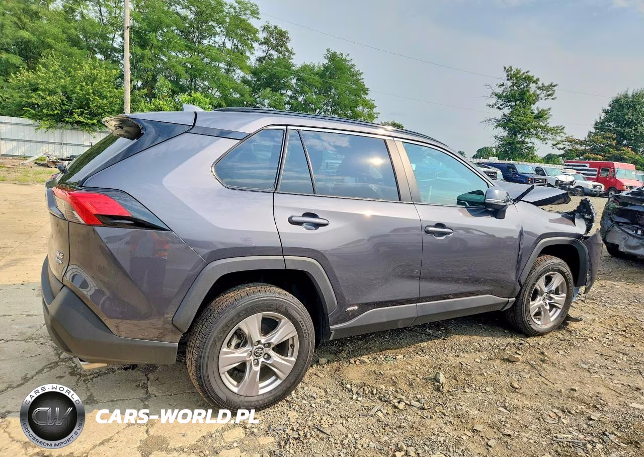 2025 Toyota Rav4 VIN:2T3RWRFV6SW262553 - 3