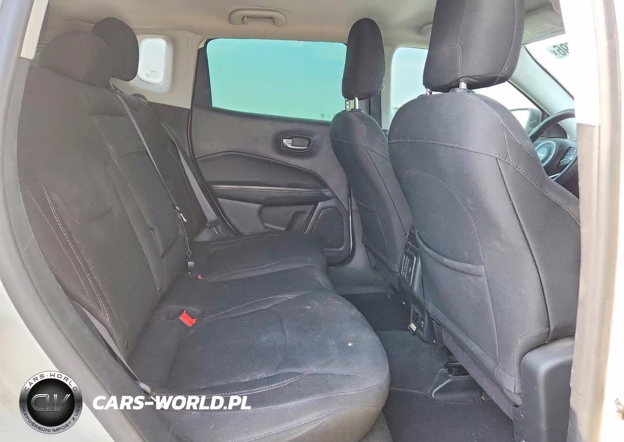 2018 Jeep Compass Sport VIN:3C4NJDAB8JT307558 - 11