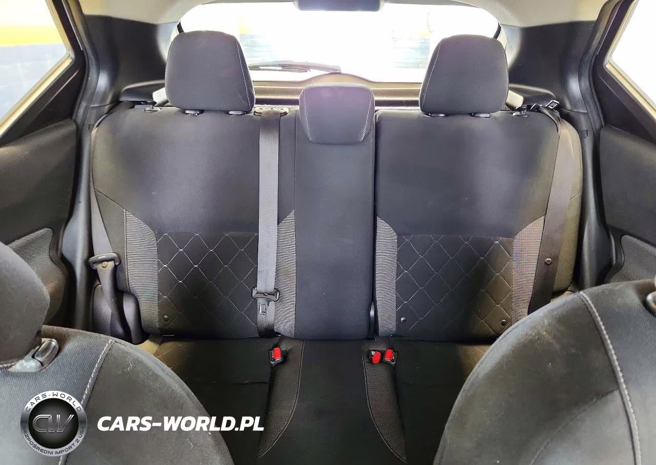 2019 Nissan Kicks Sv VIN:3N1CP5CU7KL542208 - 10
