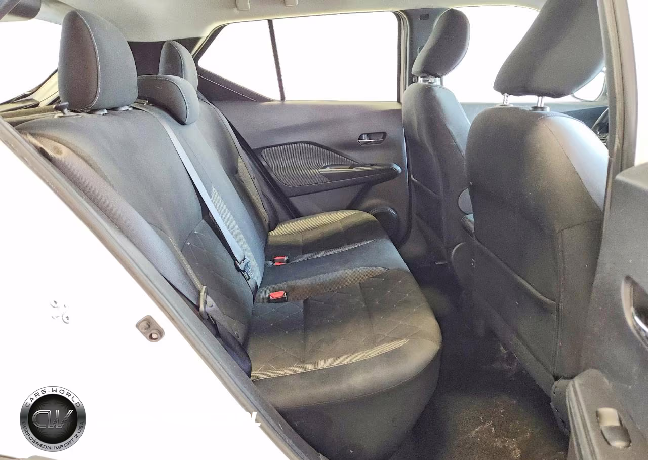2019 Nissan Kicks Sv VIN:3N1CP5CU7KL542208 - 11