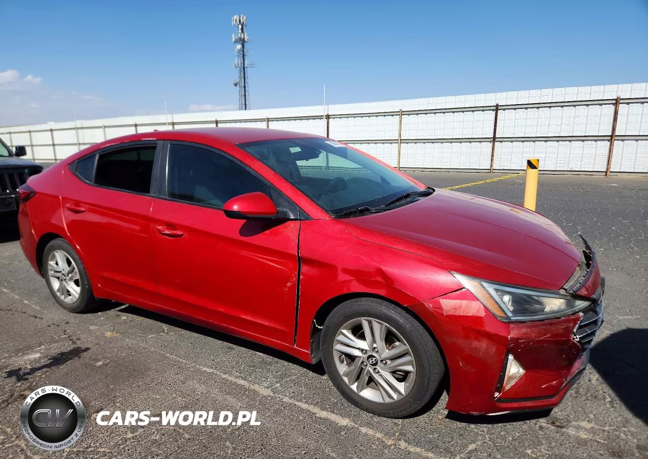 2019 Hyundai Elantra Sel VIN:5NPD84LF7KH449652 - 4