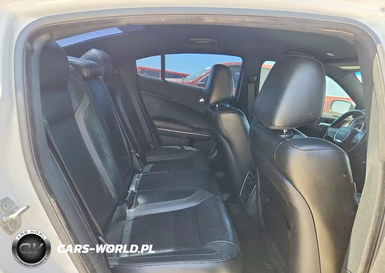 2019 Dodge Charger Sxt VIN:2C3CDXBG0KH753213 - 10