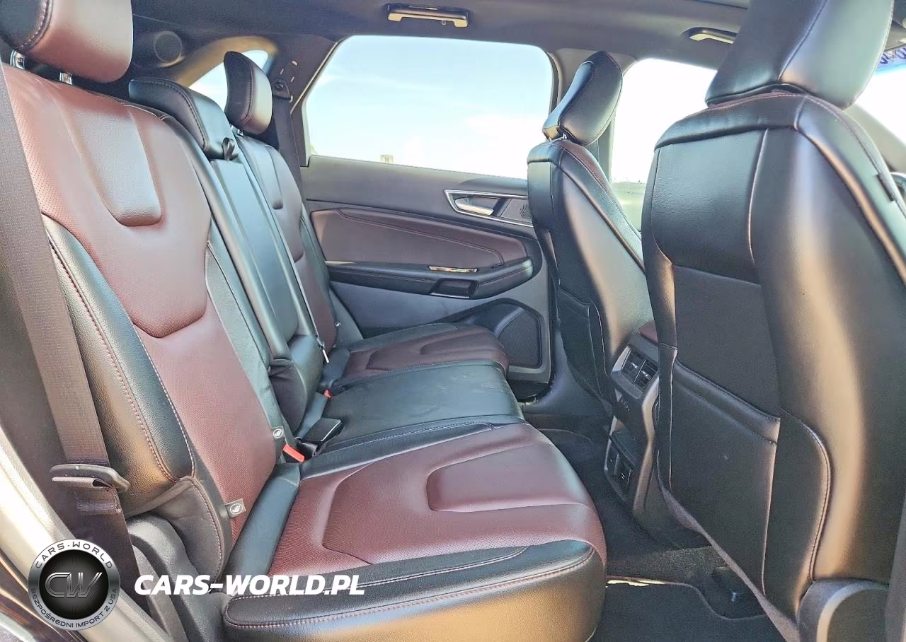 2020 Ford Edge Titanium VIN:2FMPK3K90LBB05030 - 10