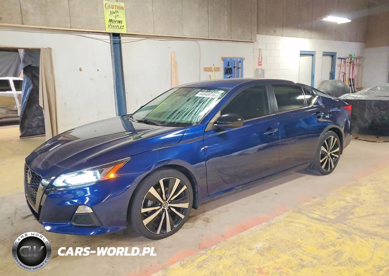 2022 Nissan Altima Sr – zdjęcie 1 z 12
