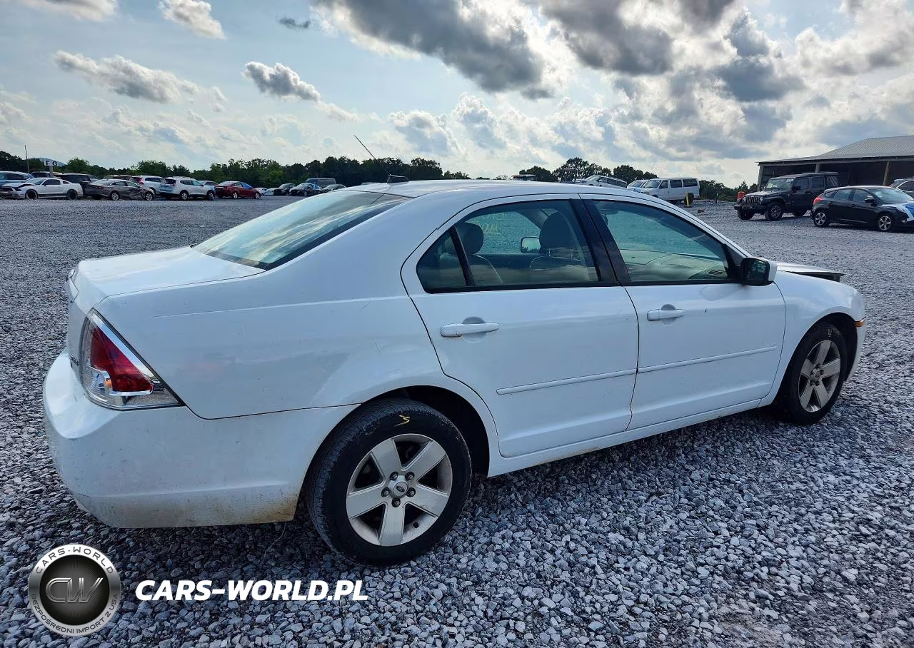 2007 Ford Fusion Se VIN:3FAHP07197R153067 - 3