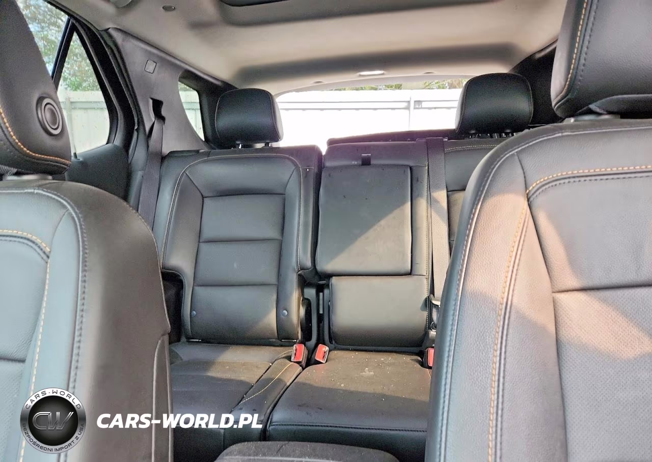 2021 Chevrolet Equinox Premier VIN:2GNAXXEV1M6148109 - 10