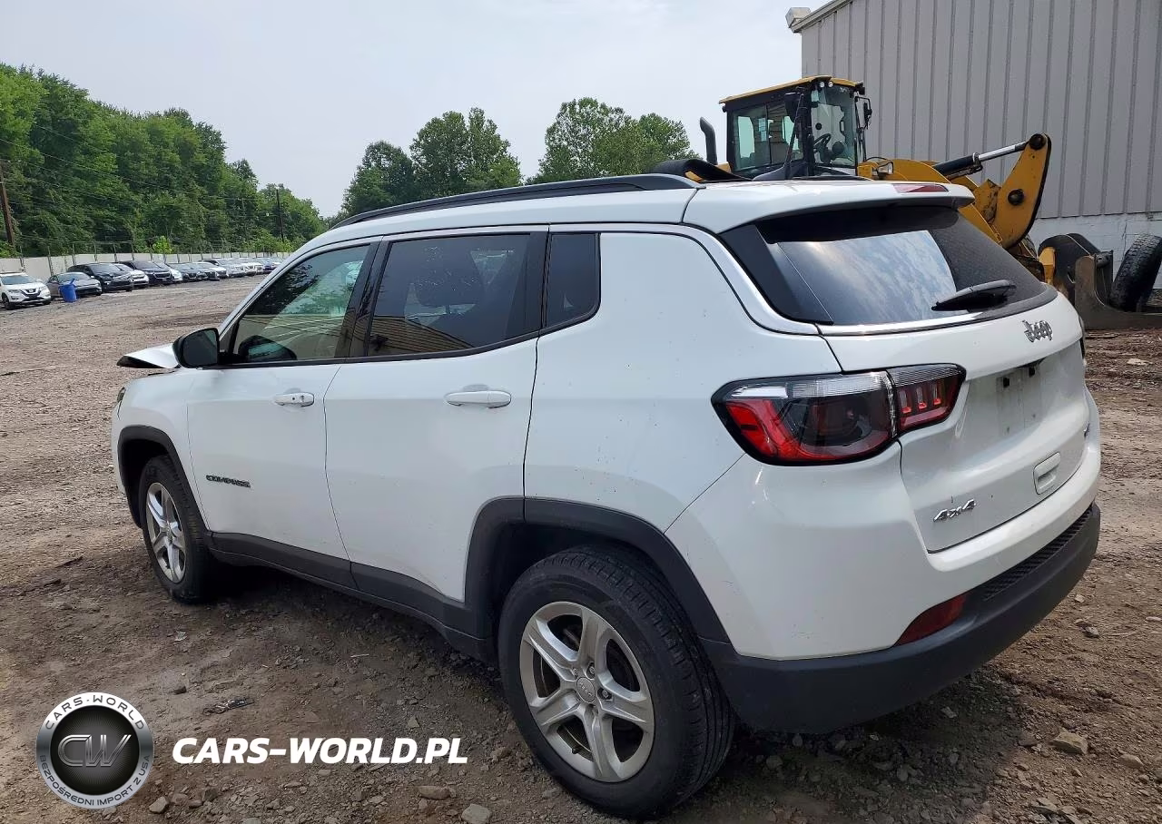 2023 Jeep Compass Latitude VIN:3C4NJDBN1PT561646 - 2