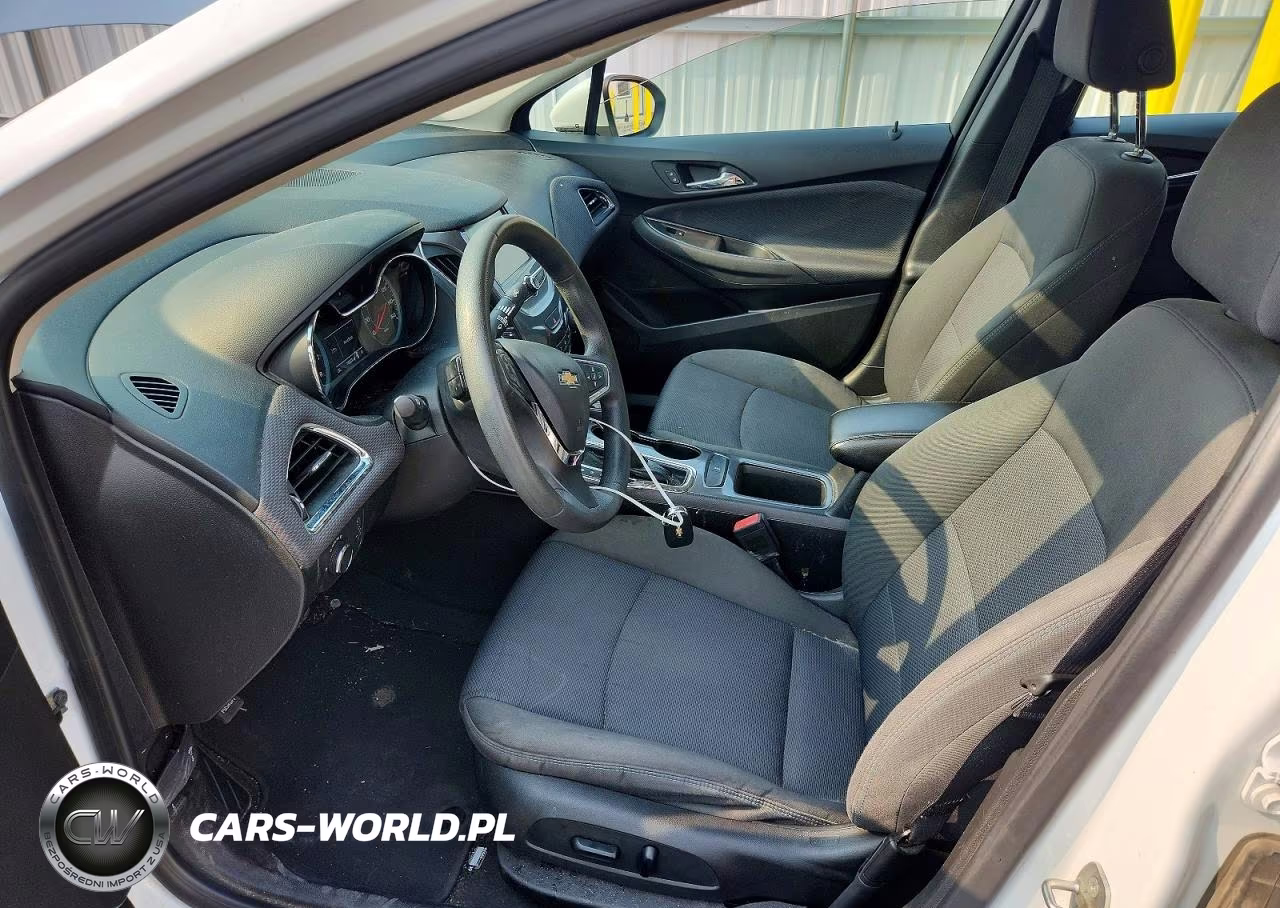 2018 Chevrolet Cruze Lt VIN:1G1BE5SM1J7196751 - 7