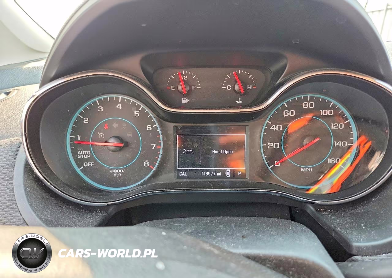 2018 Chevrolet Cruze Lt VIN:1G1BE5SM1J7196751 - 9