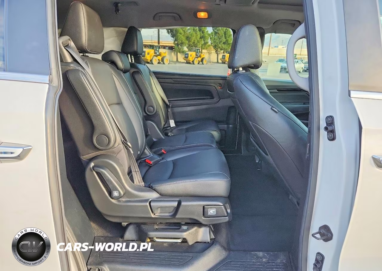 2024 Honda Odyssey Touring VIN:5FNRL6H81RB019571 - 11