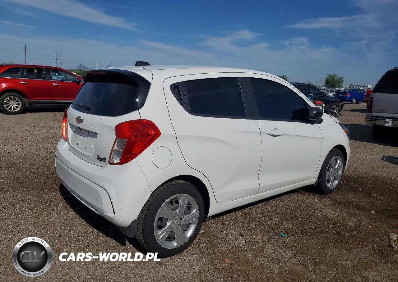 2020 Chevrolet Spark Ls VIN:KL8CB6SA4LC420405 - 3