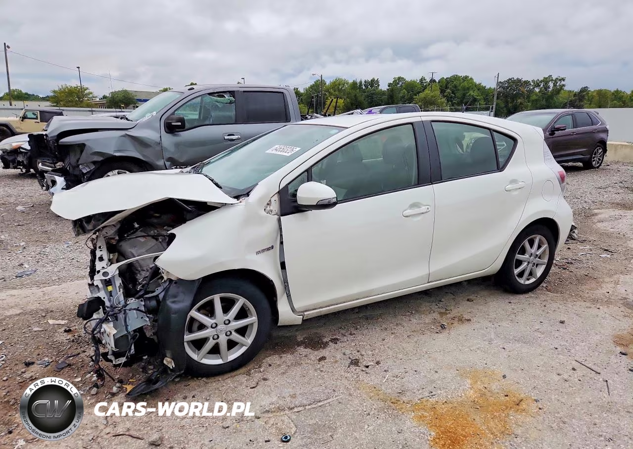2013 Toyota Prius C Three