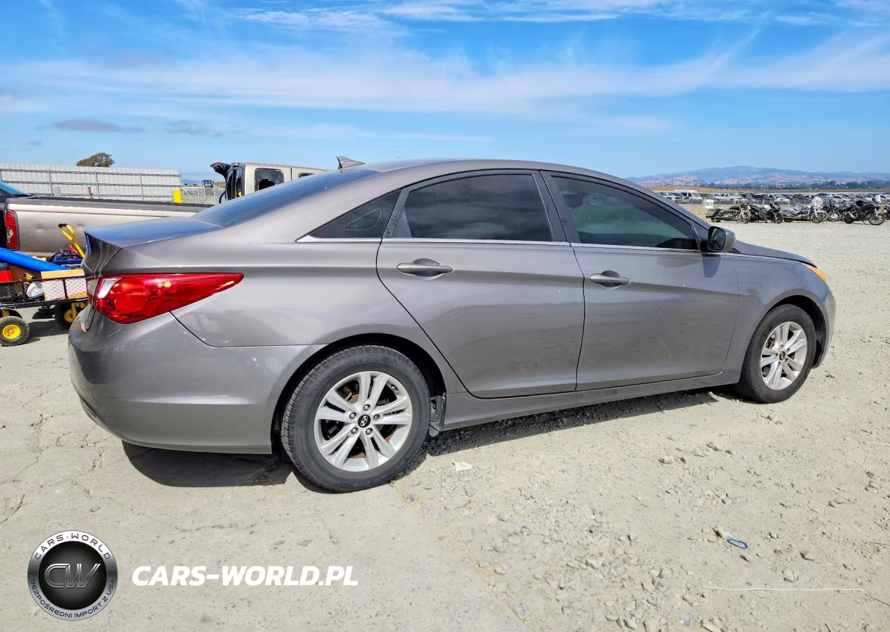 2013 Hyundai Sonata Gls VIN:5NPEB4AC4DH734407 - 3