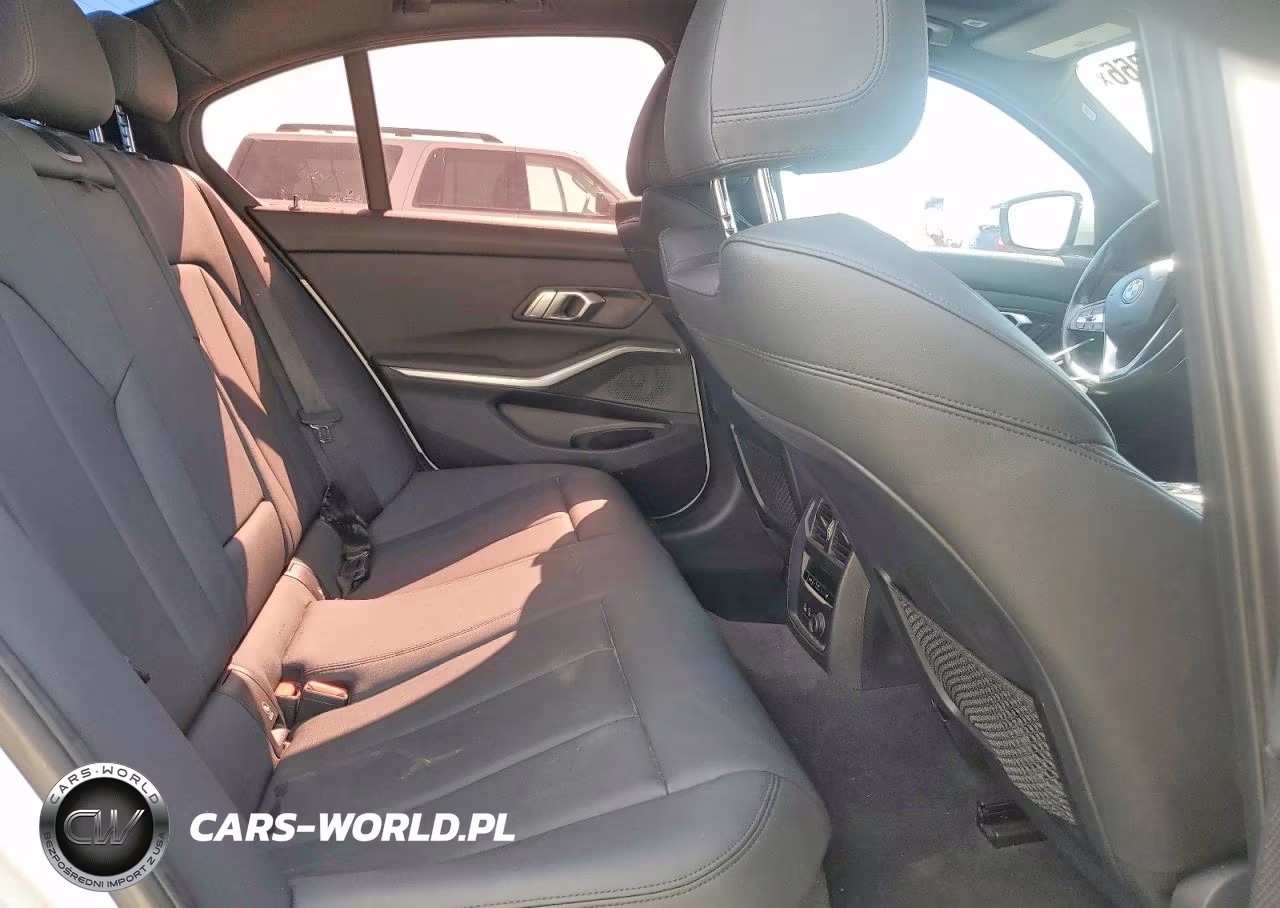 2019 BMW 330I VIN:WBA5R1C52KAK10117 - 10