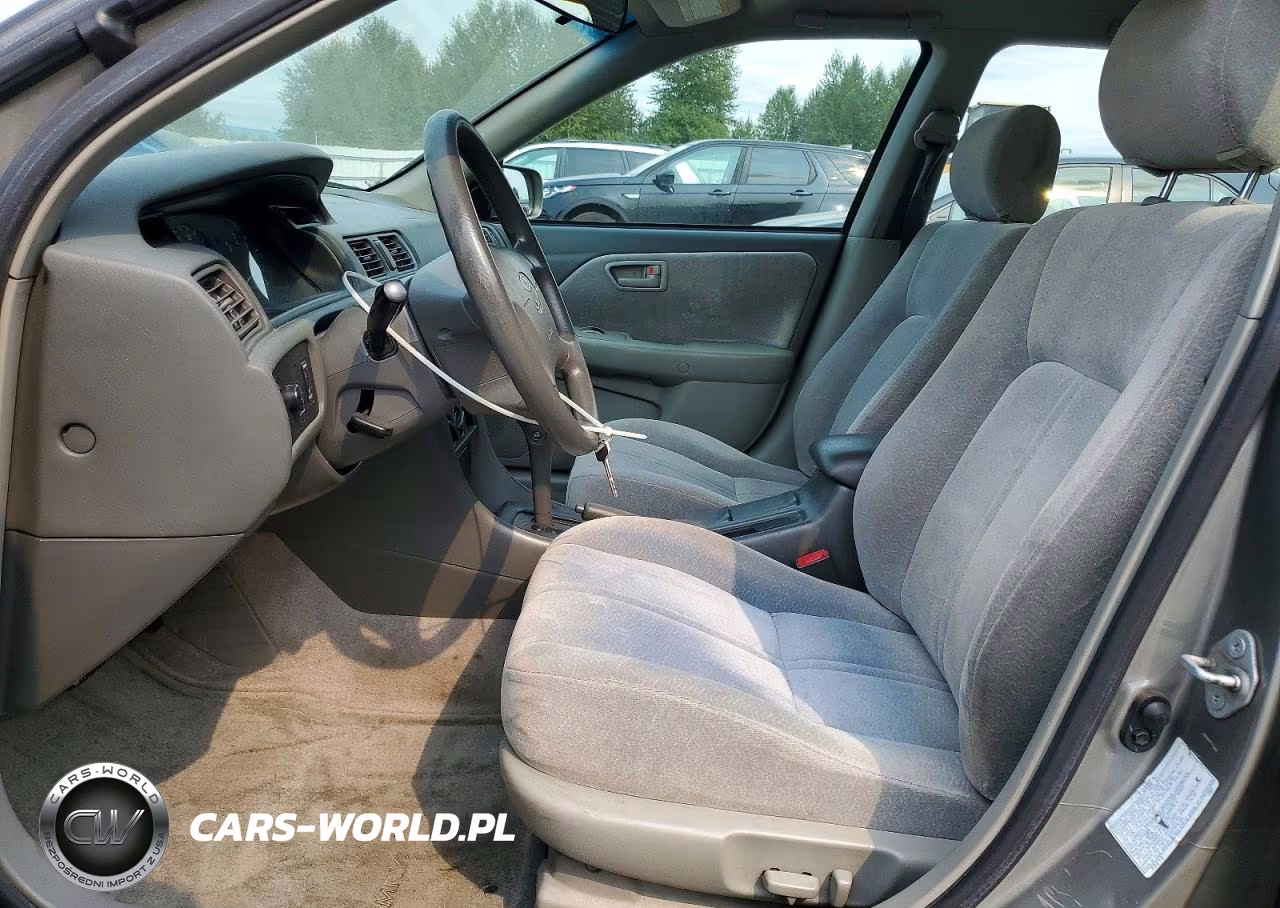 1999 Toyota Camry Le VIN:JT2BG22K4X0331925 - 7