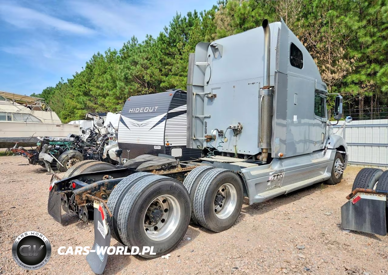 2007 Freightliner Columbia 120 Semi Truck VIN:1FUJA6CK37LX69675 - 3