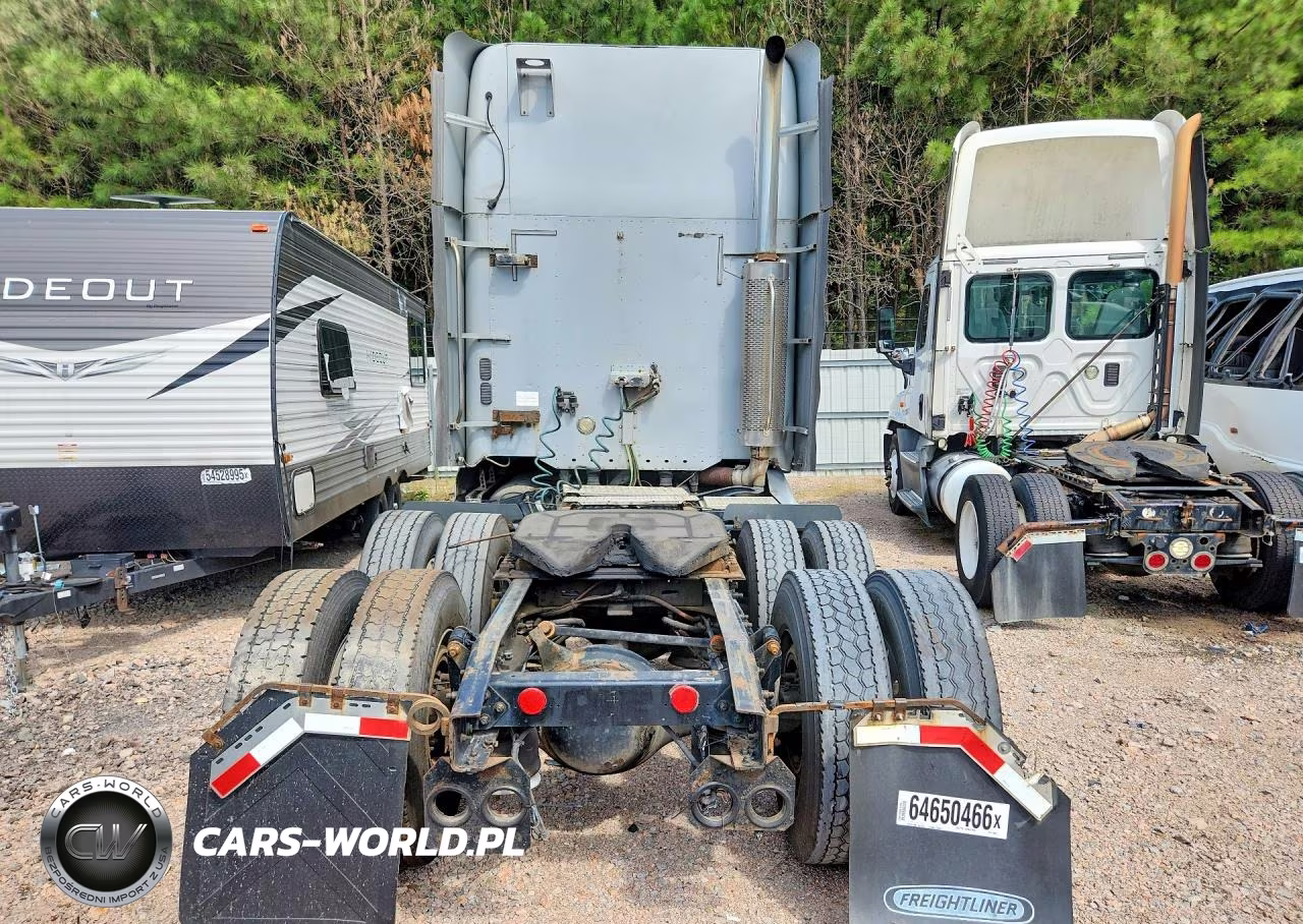 2007 Freightliner Columbia 120 Semi Truck VIN:1FUJA6CK37LX69675 - 6