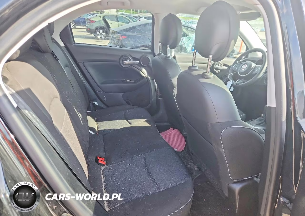2019 Fiat 500X Pop VIN:ZFBNFYA19KP803624 - 10