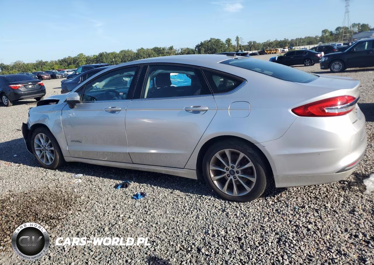 2017 Ford Fusion Se Hybrid VIN:3FA6P0LUXHR325762 - 2