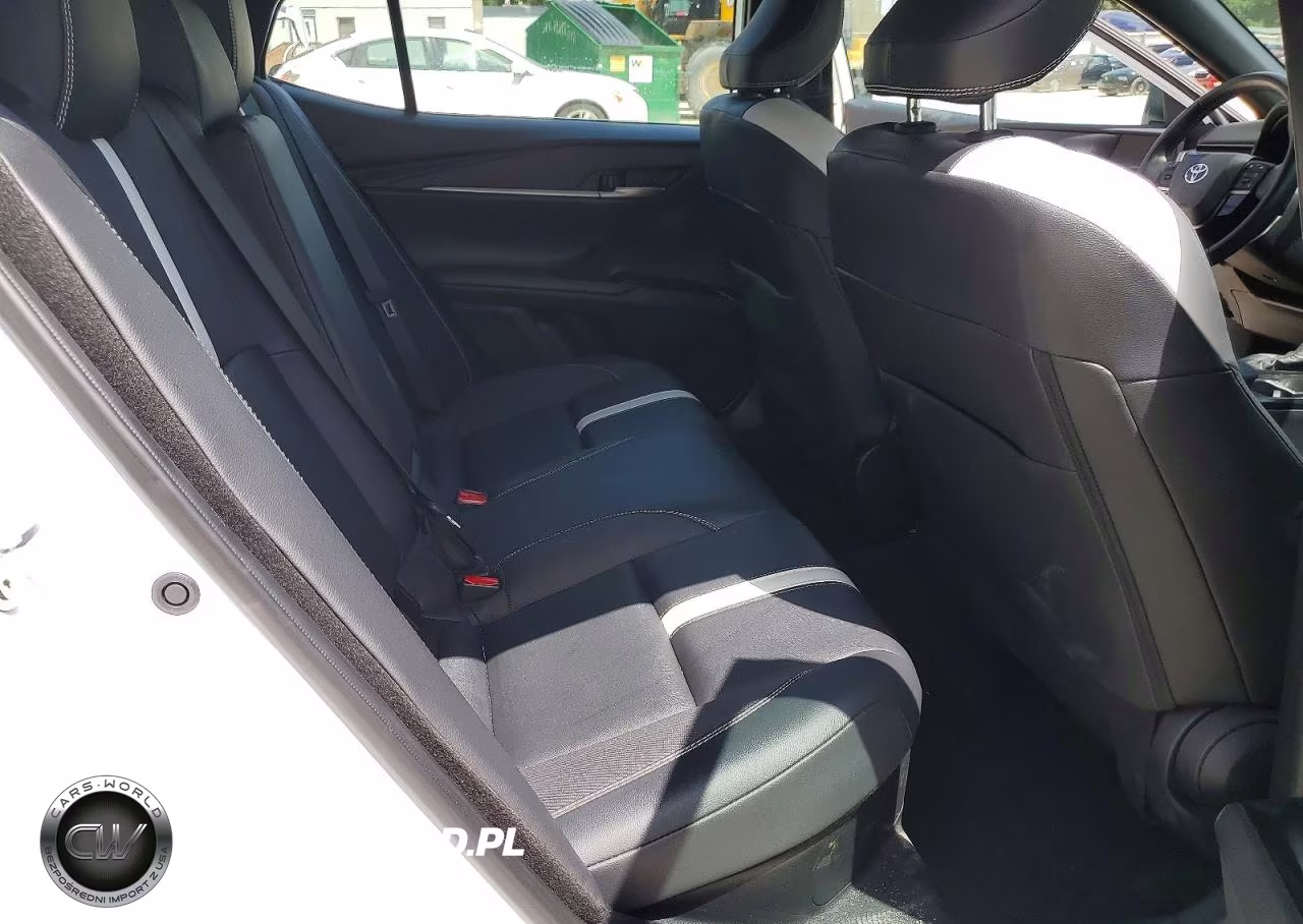 2025 Toyota Camry Se VIN:4T1DAACK2SU608983 - 10
