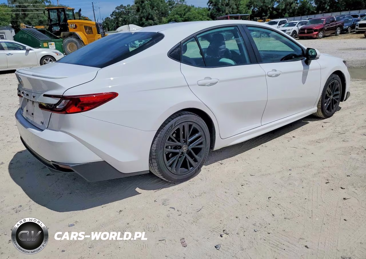 2025 Toyota Camry Se VIN:4T1DAACK2SU608983 - 3