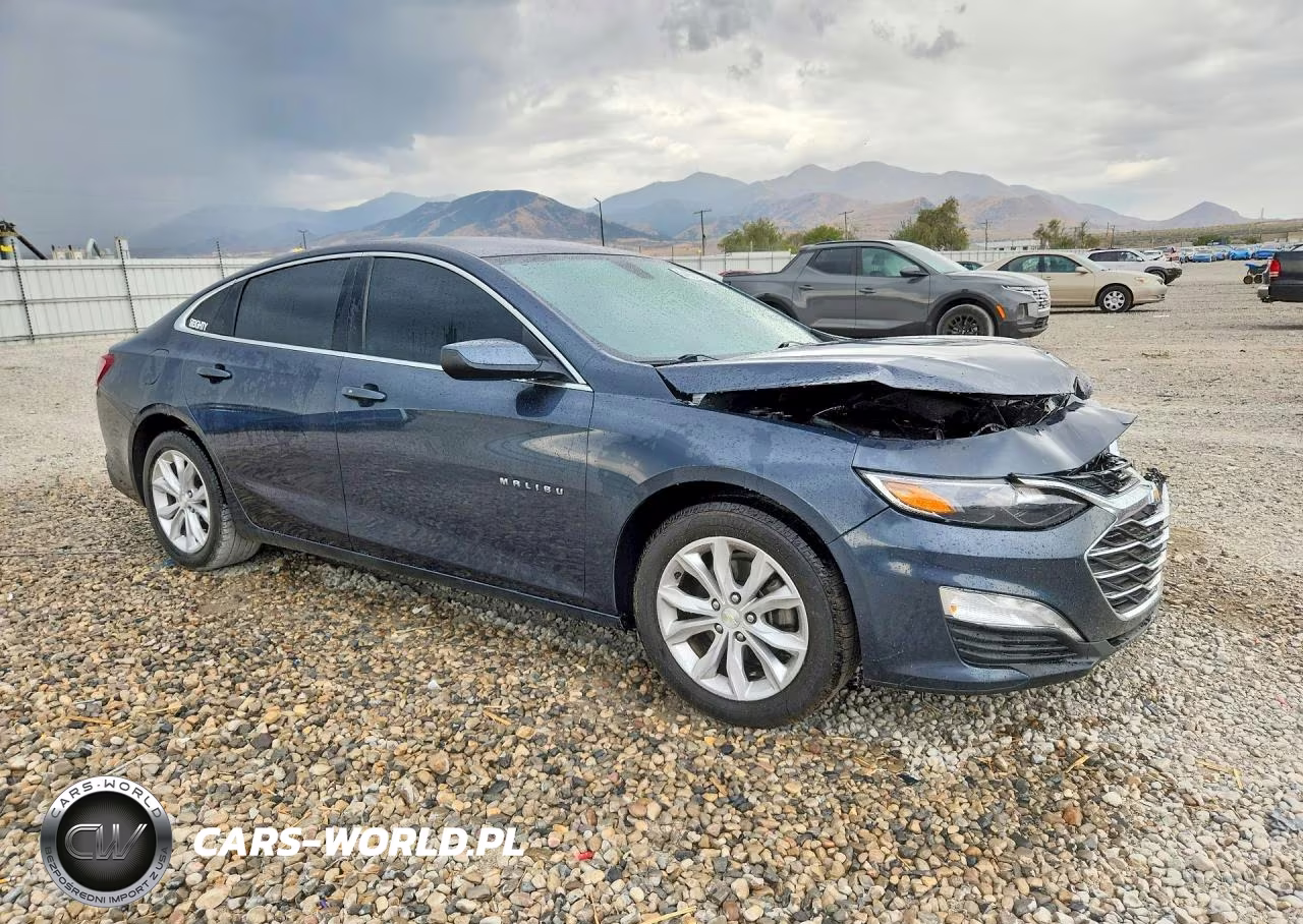2020 Chevrolet Malibu Lt VIN:1G1ZD5ST8LF092369 - 4