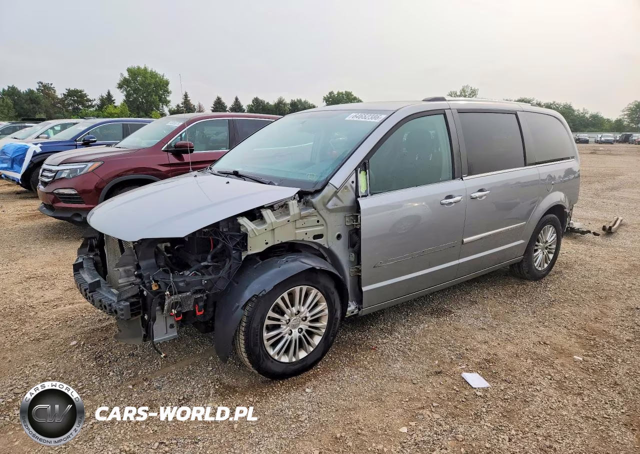 2014 Chrysler Town & Country Touring L