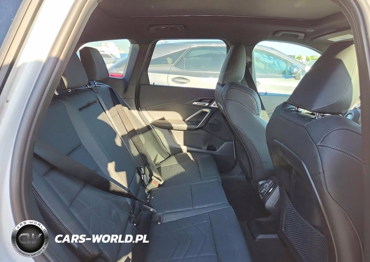 2023 BMW X1 xDrive28I VIN:WBX73EF01P5X15802 - 11