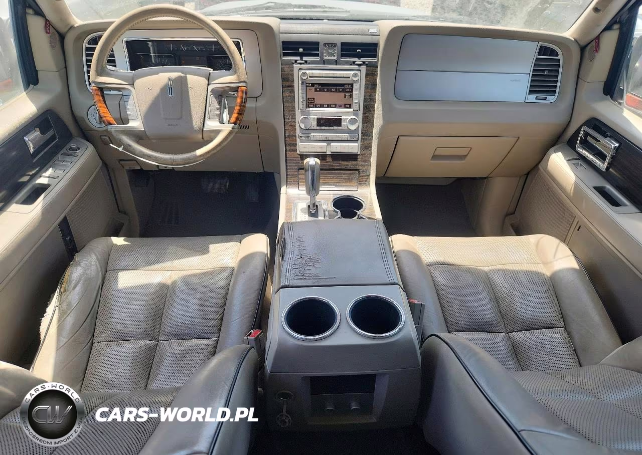 2007 Lincoln Navigator VIN:5LMFU27527LJ16524 - 8