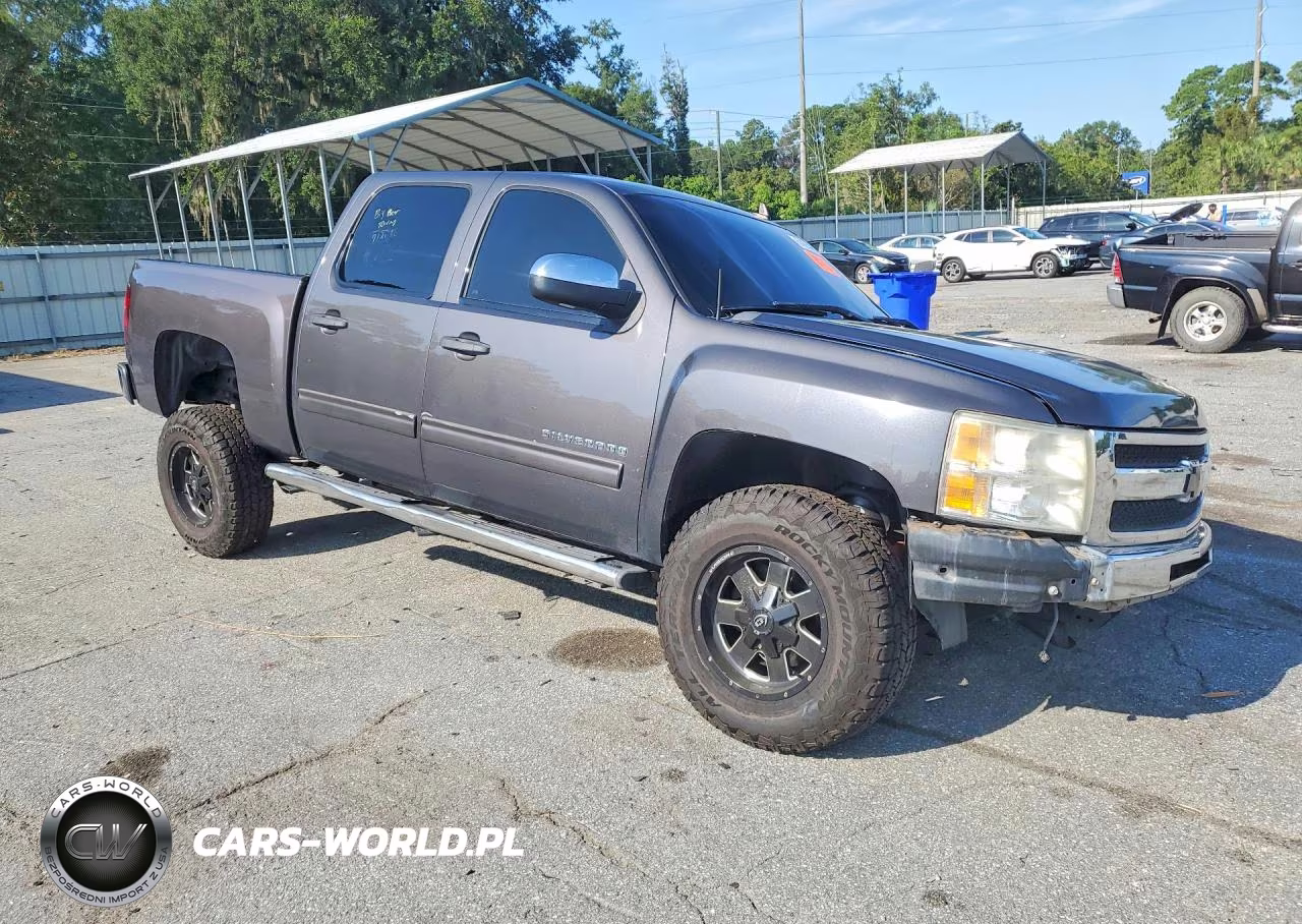2011 Chevrolet Silverado C1500 Lt VIN:3GCPCSE01BG200023 - 4