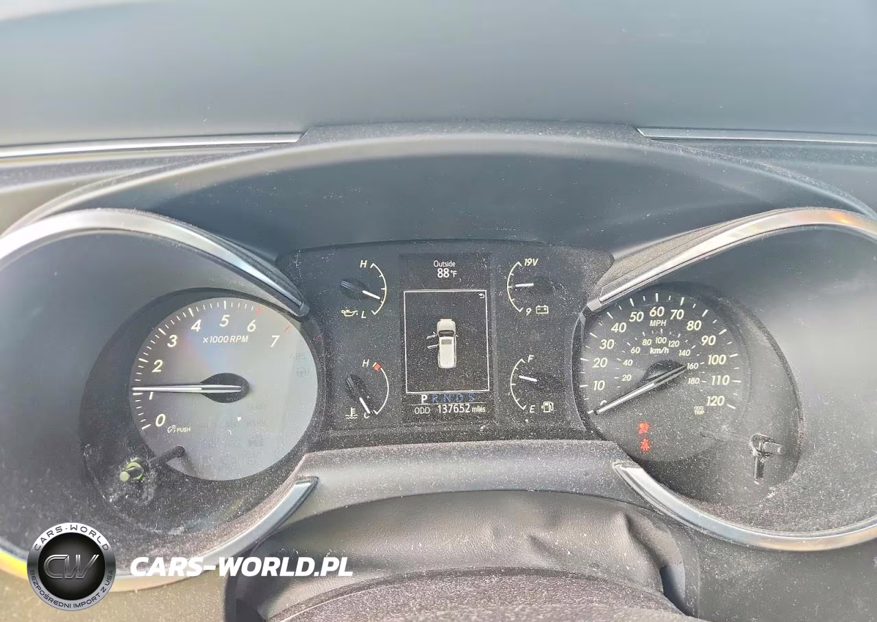 2019 Toyota Sequoia Sr5 VIN:5TDZY5G12KS072541 - 9