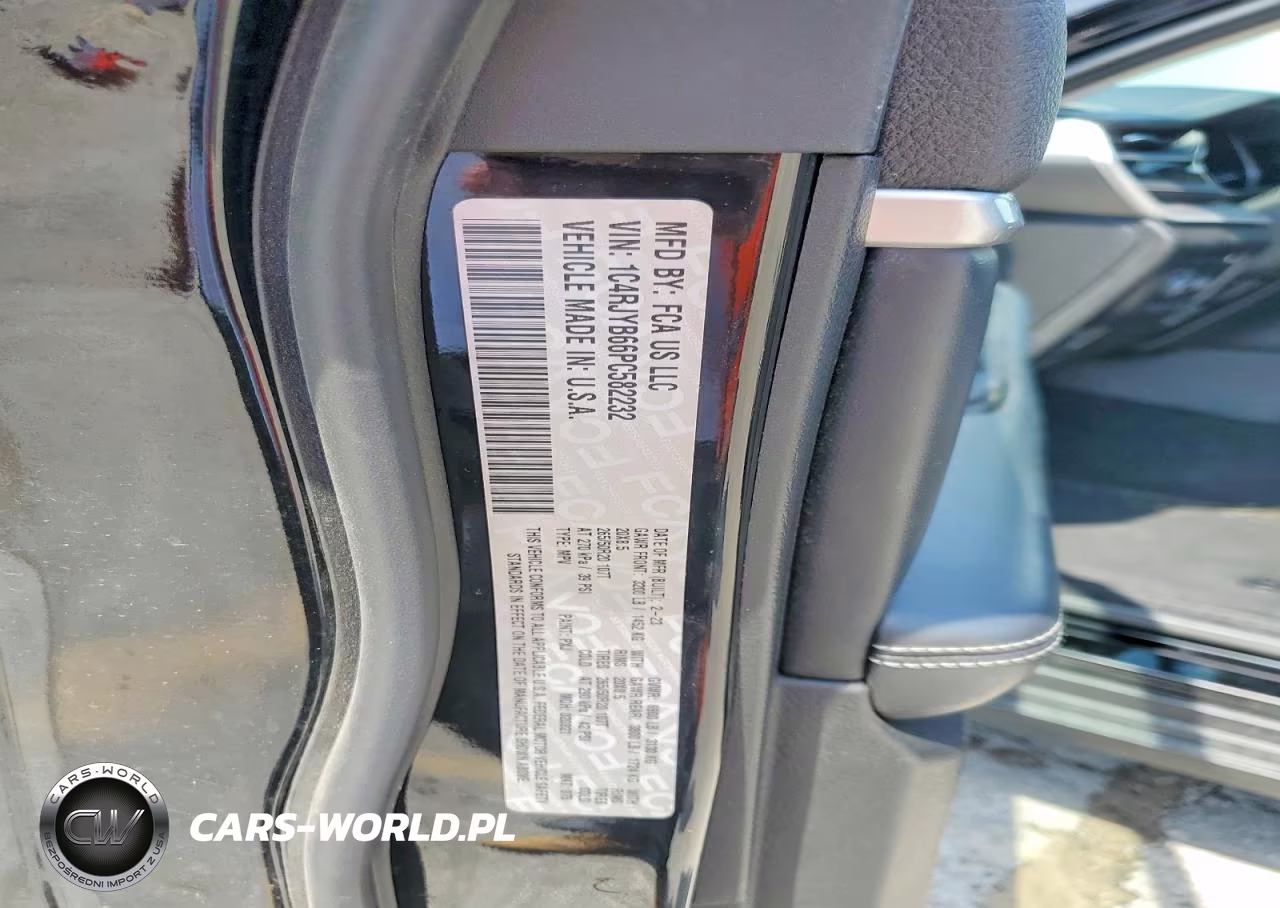 2023 Jeep Grand Cherokee Limited 4Xe VIN:1C4RJYB66PC582232 - 12