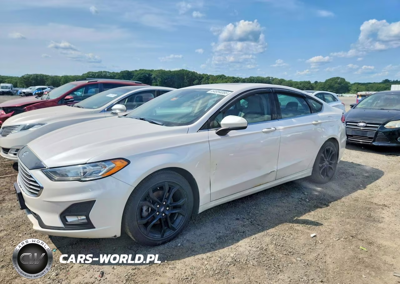 2019 Ford Fusion Se – zdjęcie 1 z 12