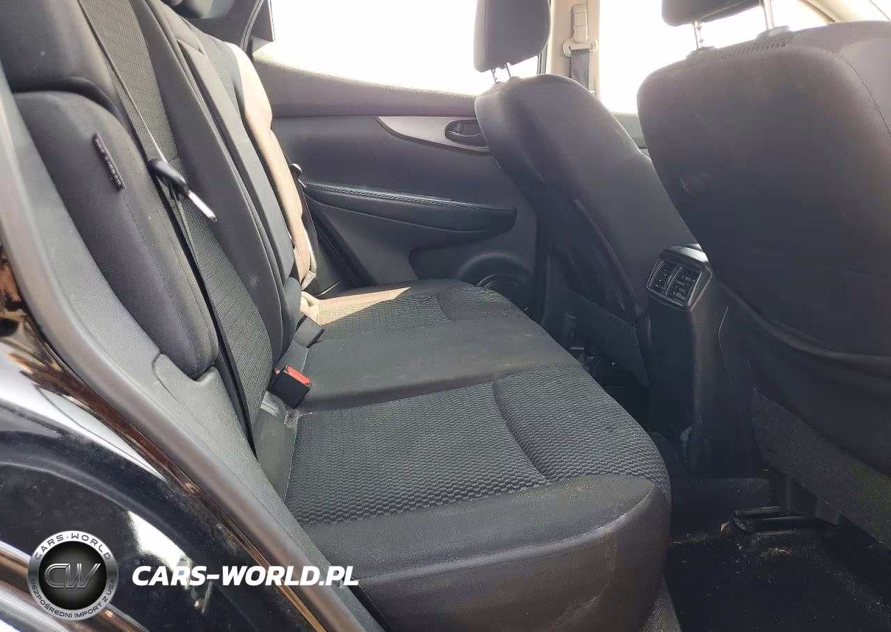 2020 Nissan Rogue Sport S VIN:JN1BJ1CW0LW643111 - 11