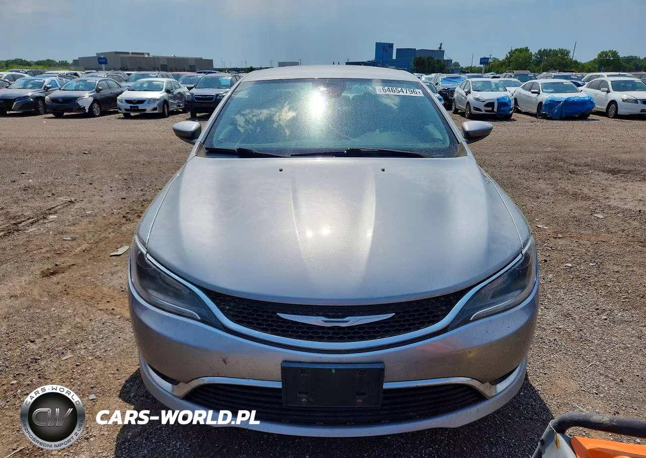 2015 Chrysler 200 Limited VIN:1C3CCCABXFN599480 - 5