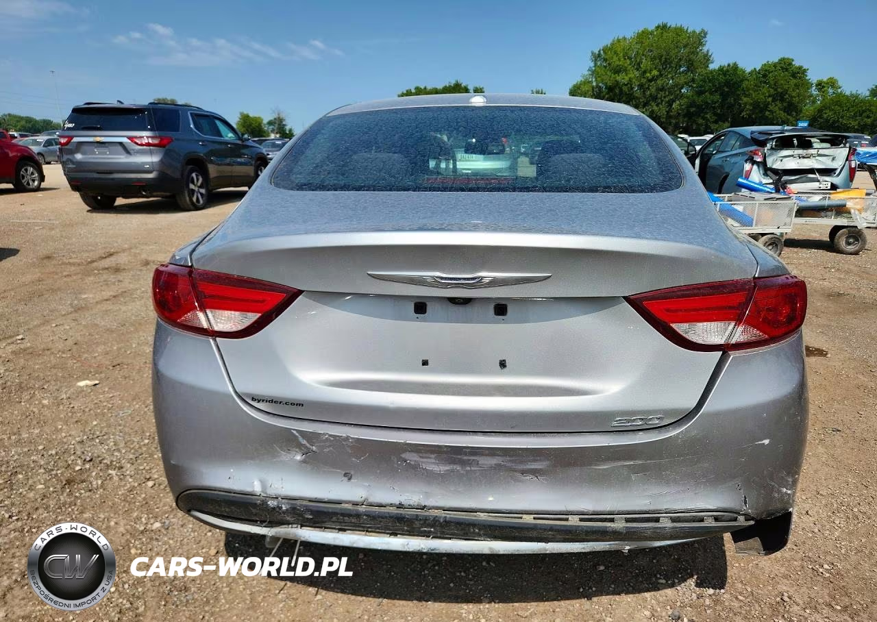 2015 Chrysler 200 Limited VIN:1C3CCCABXFN599480 - 6