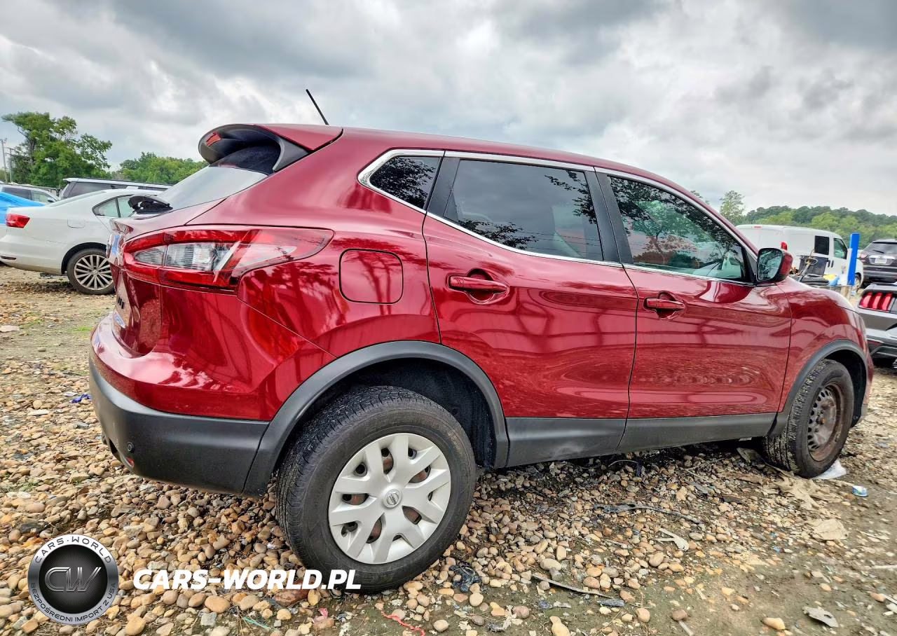 2020 Nissan Rogue Sport S VIN:JN1BJ1CV6LW257994 - 3