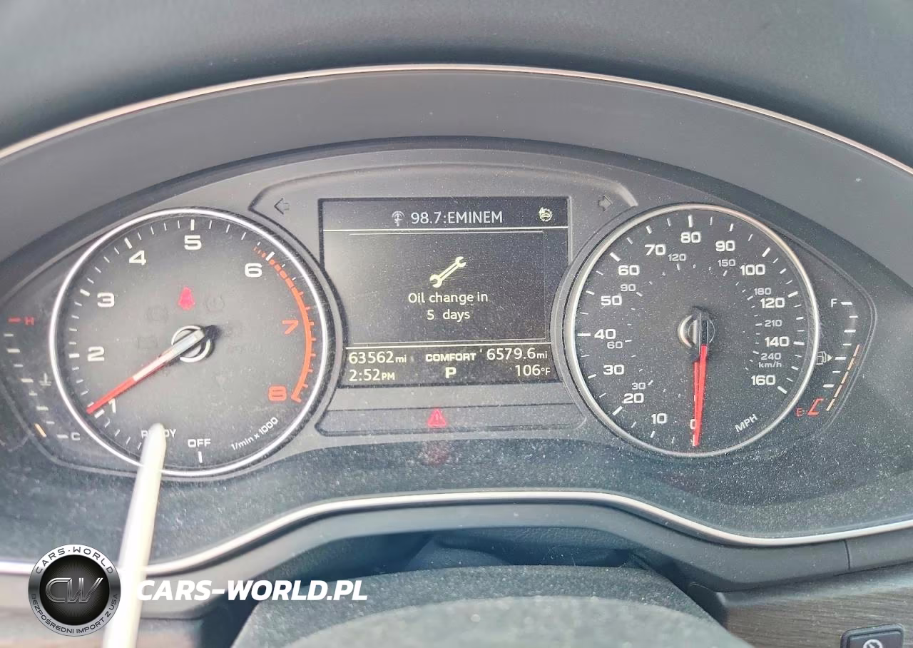 2018 Audi A4 Premium VIN:WAUKMAF43JA138136 - 9