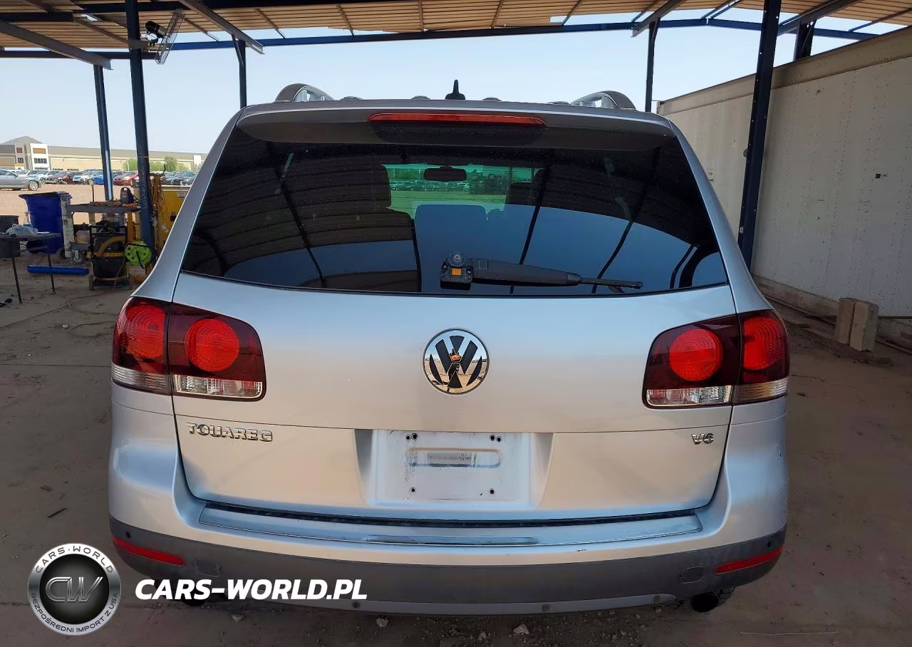 2010 Volkswagen Touareg V6 VIN:WVGBF7A99AD003563 - 6
