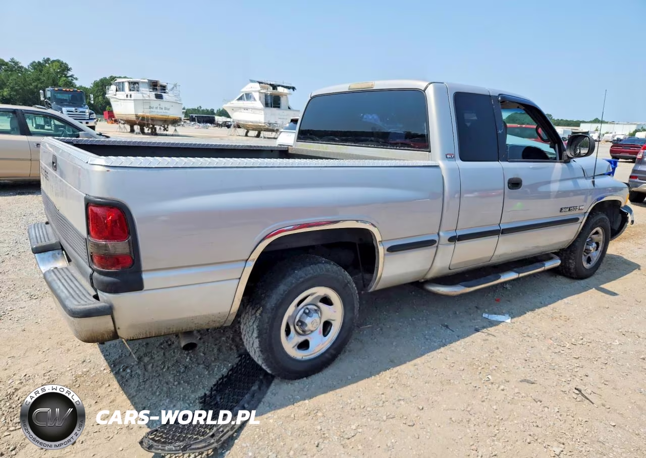 1998 Dodge Ram 1500 VIN:1B7HC13Y0WJ204155 - 3