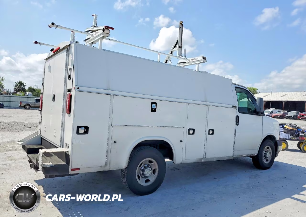 2019 Chevrolet Express Utility - Service Truck VIN:1HA0GRFG3KN001519 - 3
