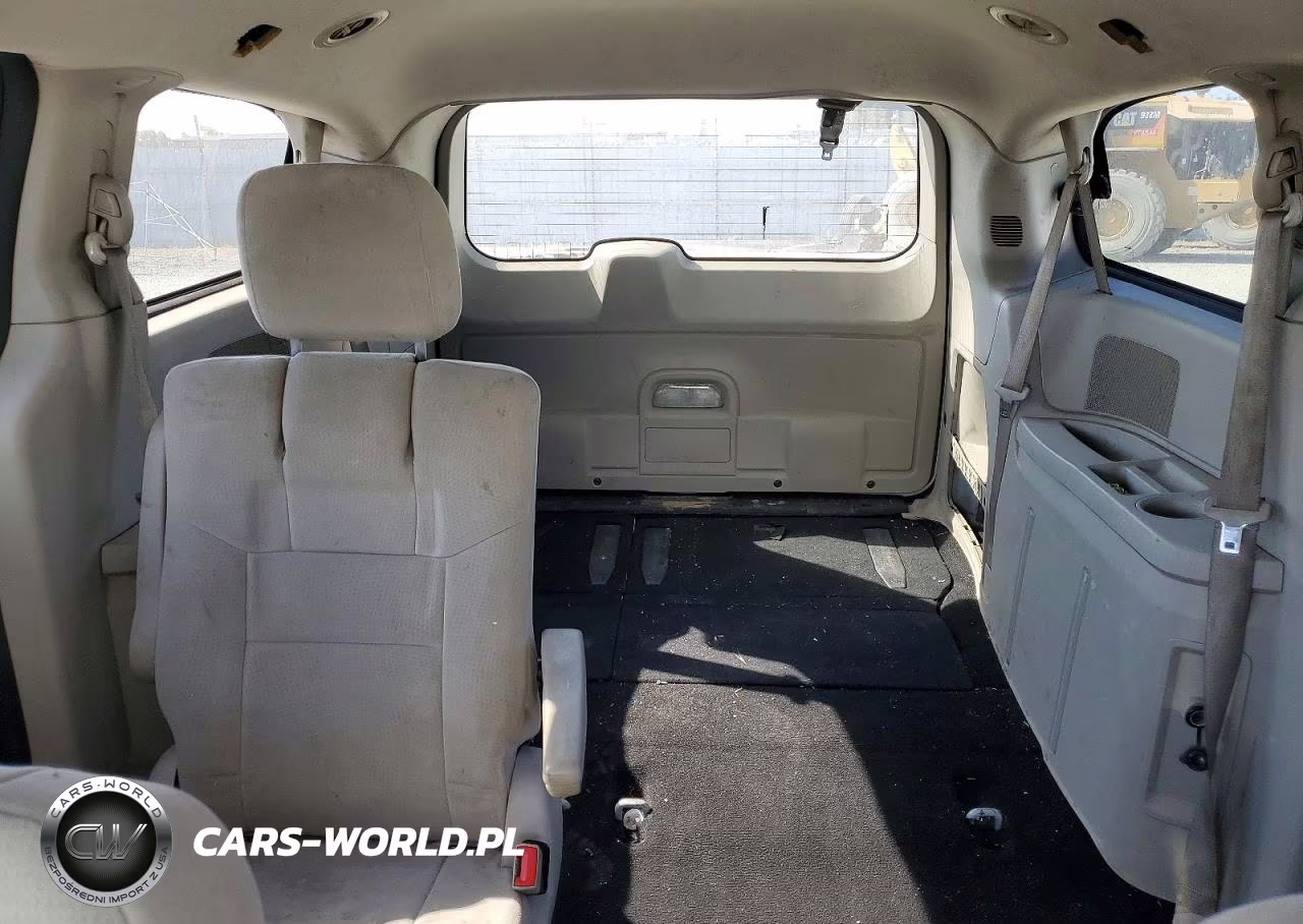 2011 Dodge Grand Caravan Express VIN:2D4RN4DG0BR706629 - 10