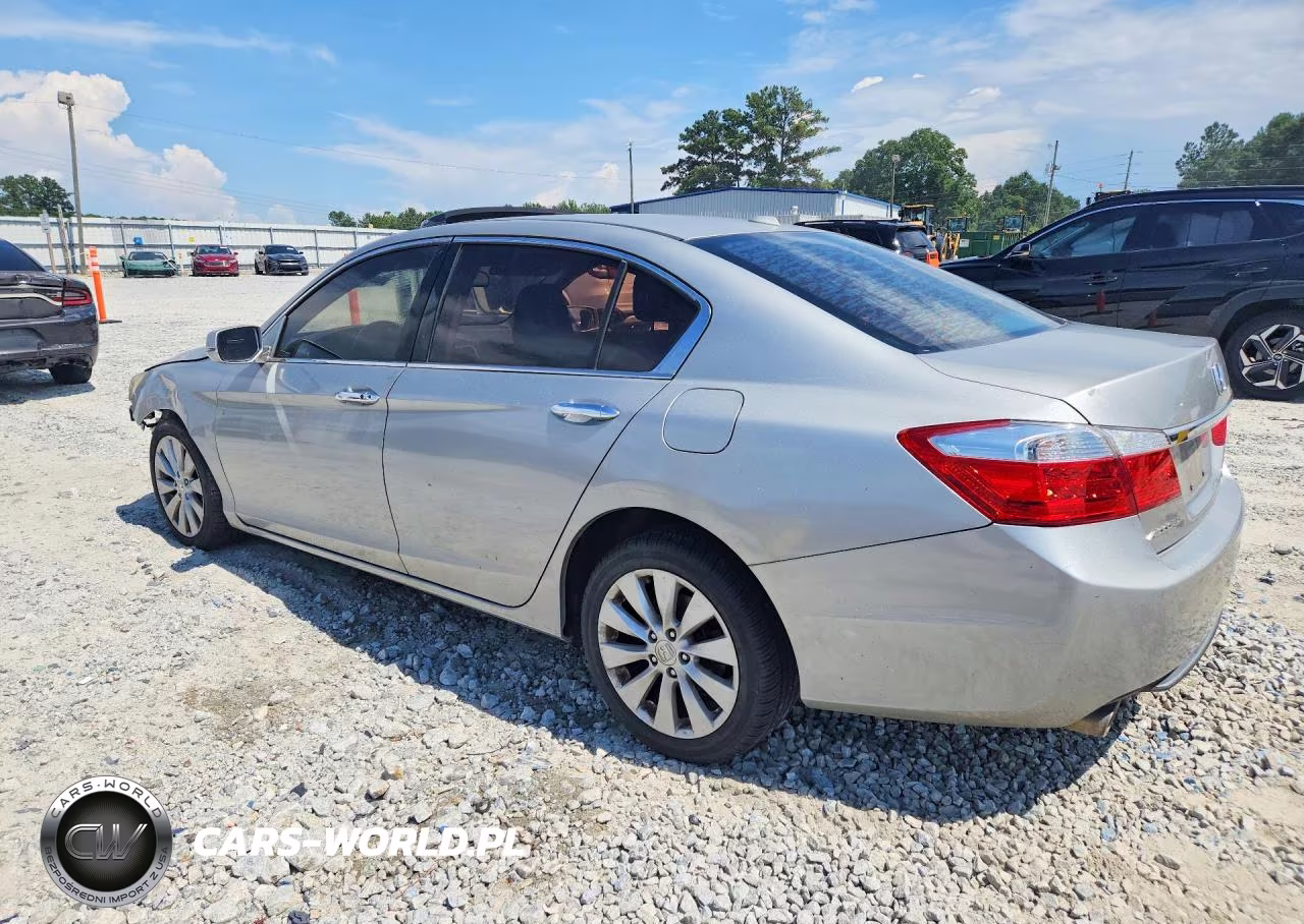 2013 Honda Accord Touring VIN:1HGCR3F9XDA031879 - 2