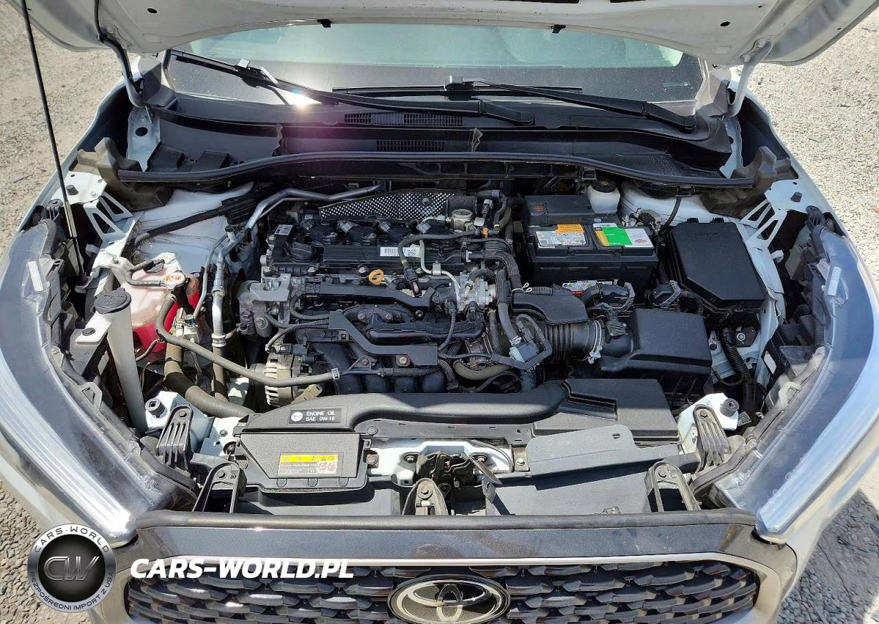 2022 Toyota Corolla Cross Xle VIN:7MUDAAAG1NV005055 - 12