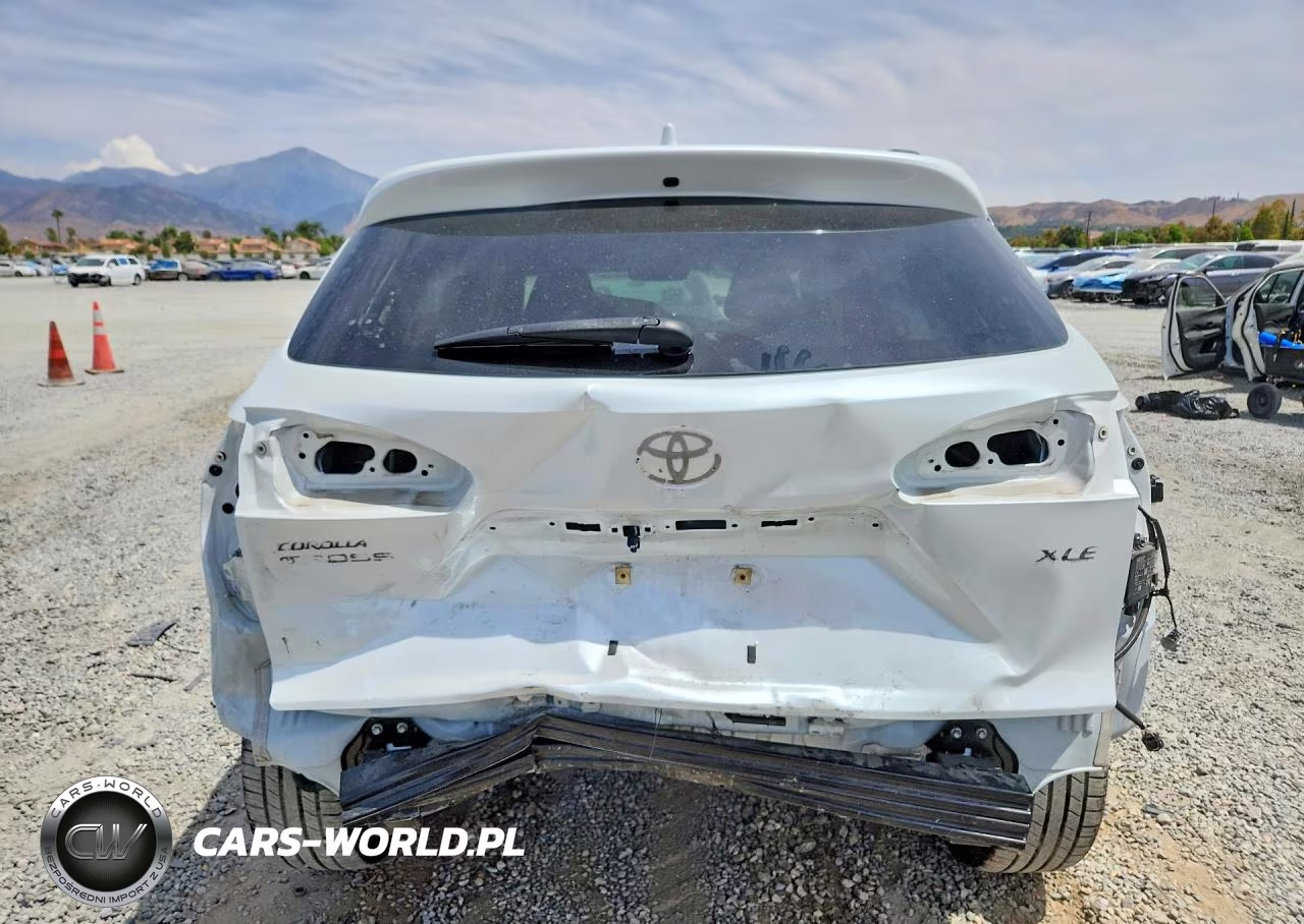 2022 Toyota Corolla Cross Xle VIN:7MUDAAAG1NV005055 - 6