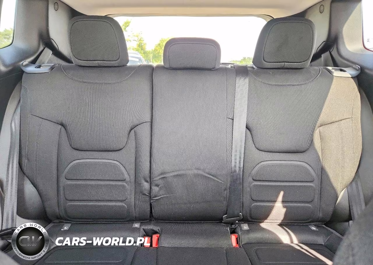 2019 Jeep Renegade Latitude VIN:ZACNJBBB3KPK86353 - 10