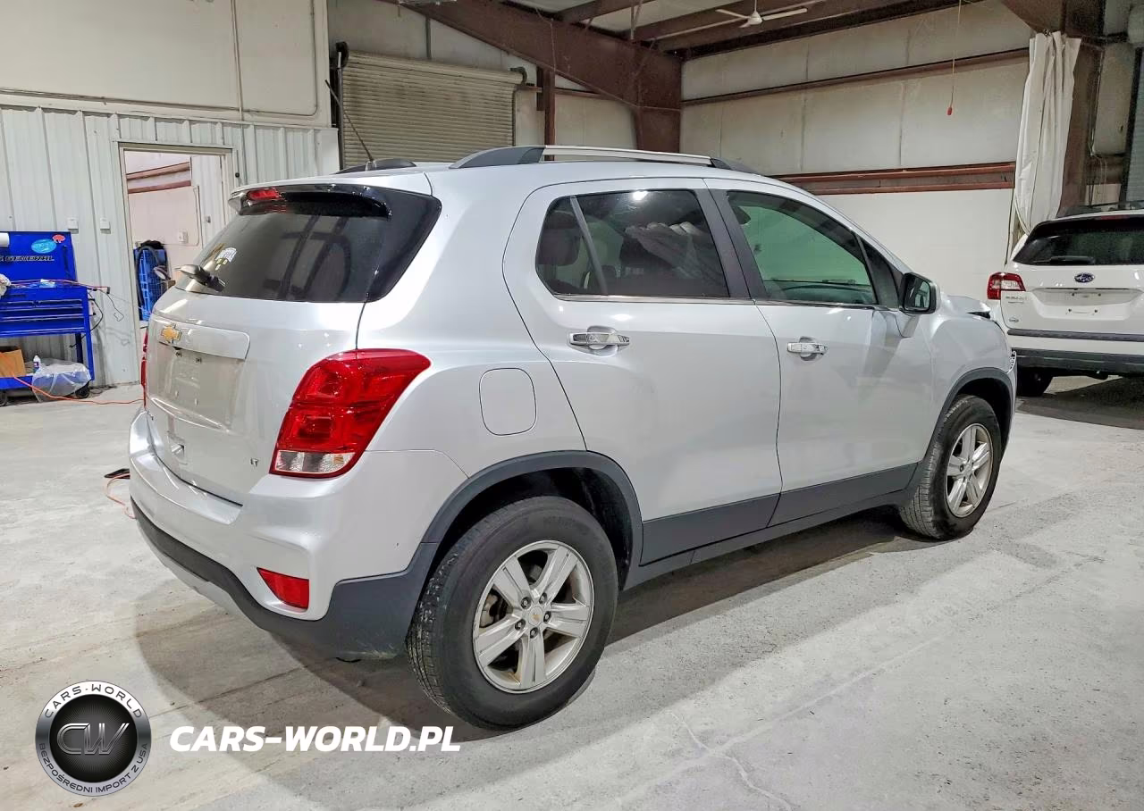 2018 Chevrolet Trax 1Lt VIN:KL7CJPSB4JB688105 - 3