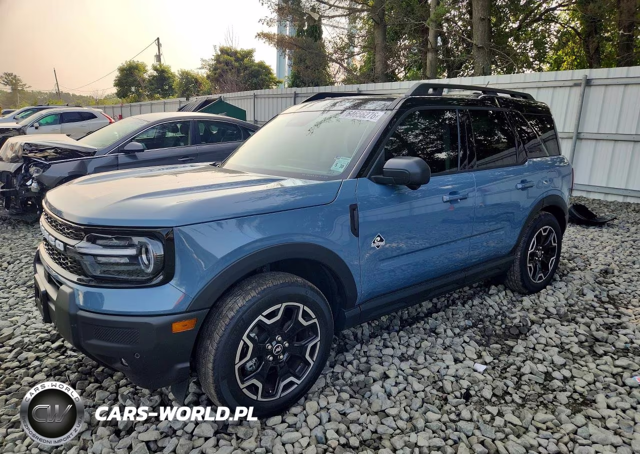 2025 Ford Bronco Sport Outer Banks – zdjęcie 1 z 12