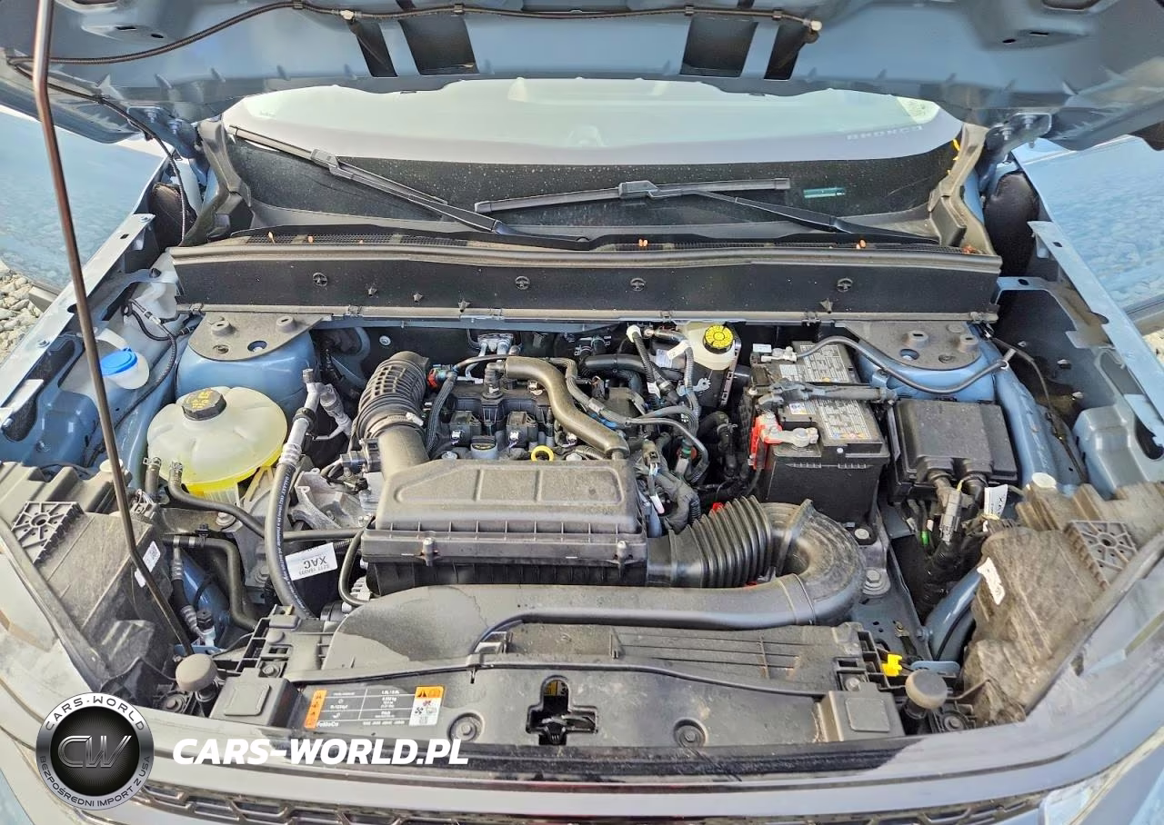 2025 Ford Bronco Sport Outer Banks VIN:3FMCR9CN4SRE03492 - 11