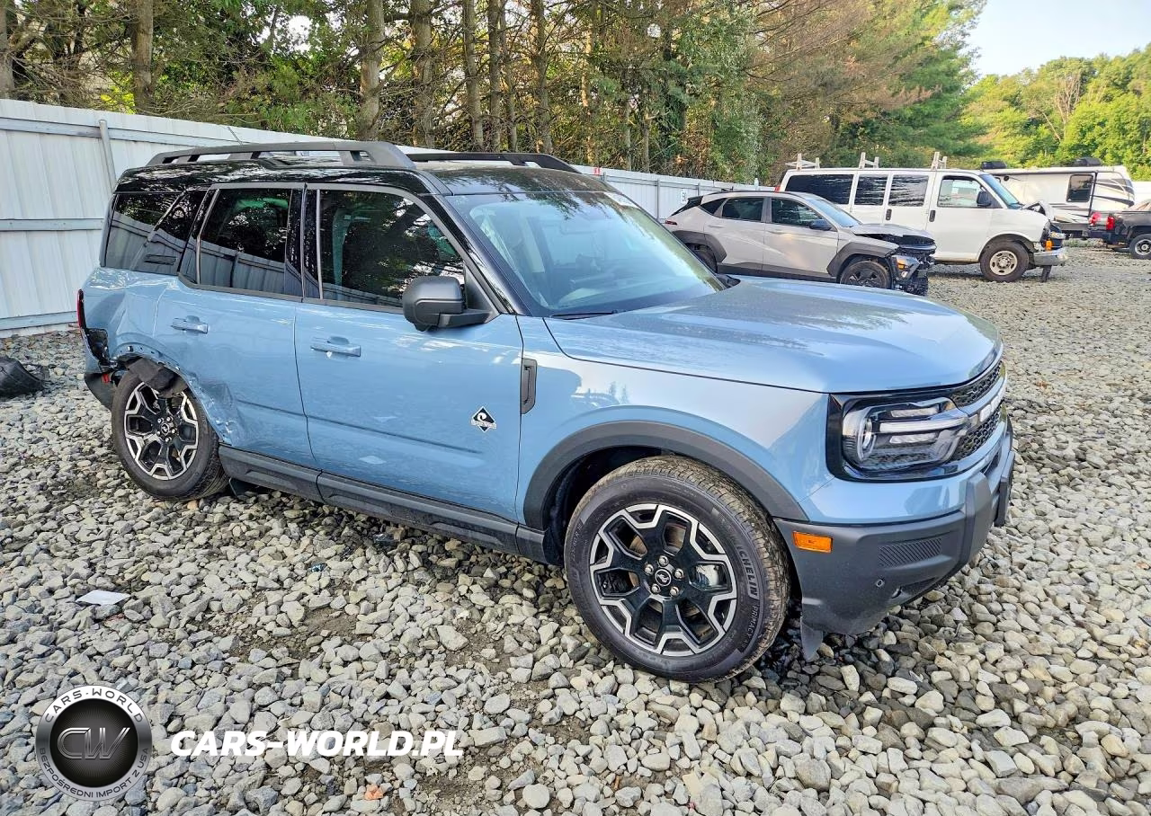 2025 Ford Bronco Sport Outer Banks VIN:3FMCR9CN4SRE03492 - 4